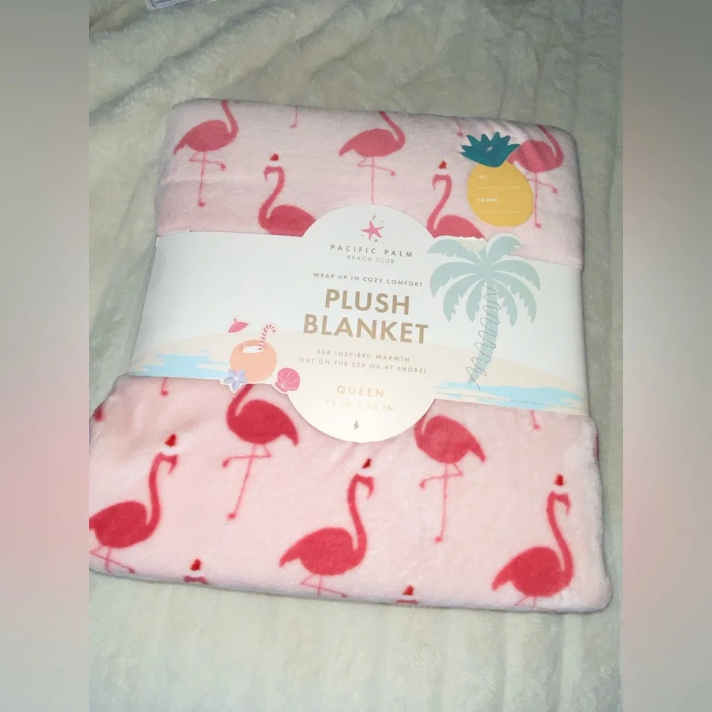 NWT Queen Pink Christmas Plush Blanket Flamingos Santa Hats Holiday NEW Dopamine